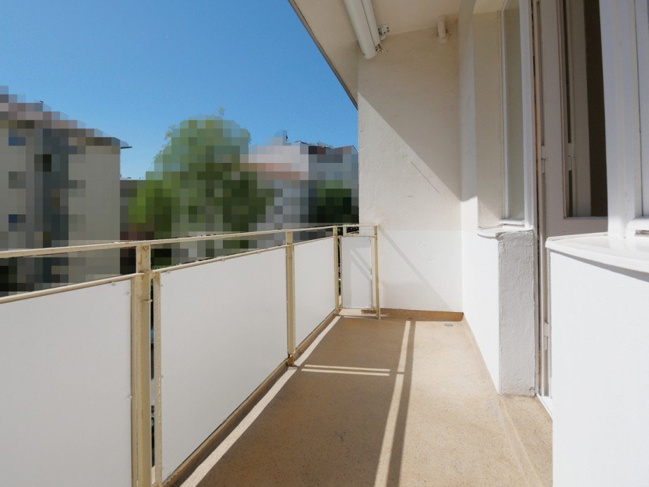 S�d-Balkon Etagenwohnung Berlin