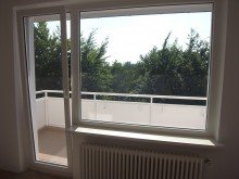 Blick zum Balkon Sahnest�ck - 2 Zi. - modernisiert - Sonnenbalkon - AUFZUG - freier Gr�nblick
