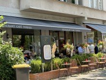 Tomasa Begehrtes Friedenau - Klein, fein, bald mein? 2 Zi.-Altbau, GH, Balkon, Gr�nblick