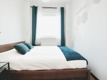 Kind/Arbeit Wohlf�hlwohnung in Steglitz - 2,5 Zi. im 4. OG mit AUFZUG und Sonnenbalkon - Bestzustand