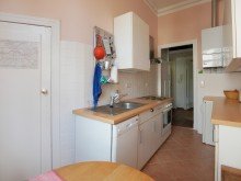 K�che Begehrtes Friedenau - Klein, fein, bald mein? 2 Zi.-Altbau, GH, Balkon, Gr�nblick