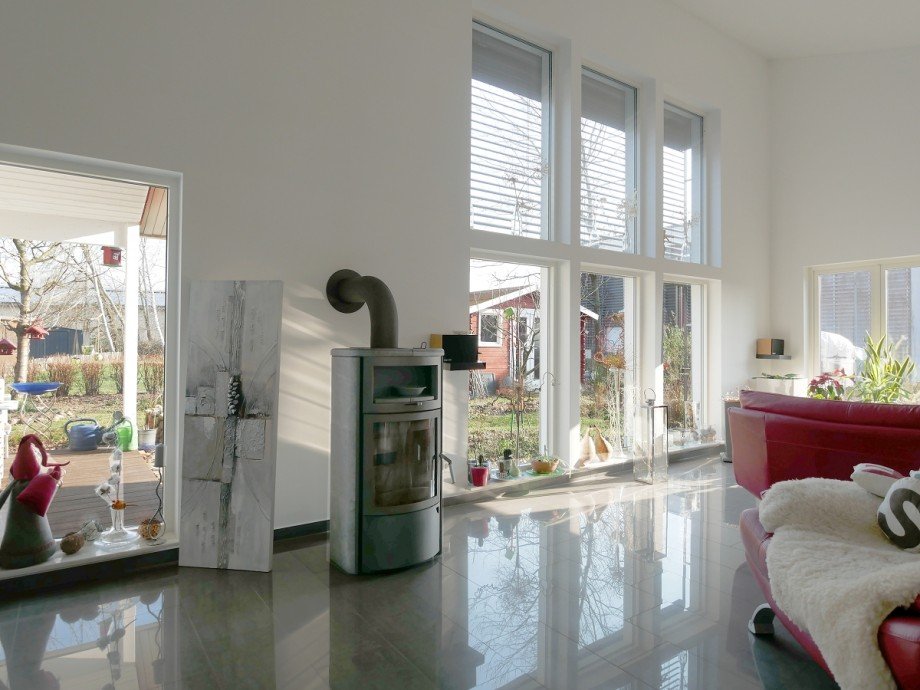 Kamin, gro�e Fenster Einfamilienhaus Gro�beeren