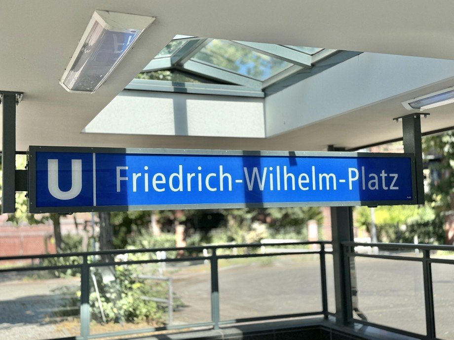 U-Bahn Etagenwohnung Berlin
