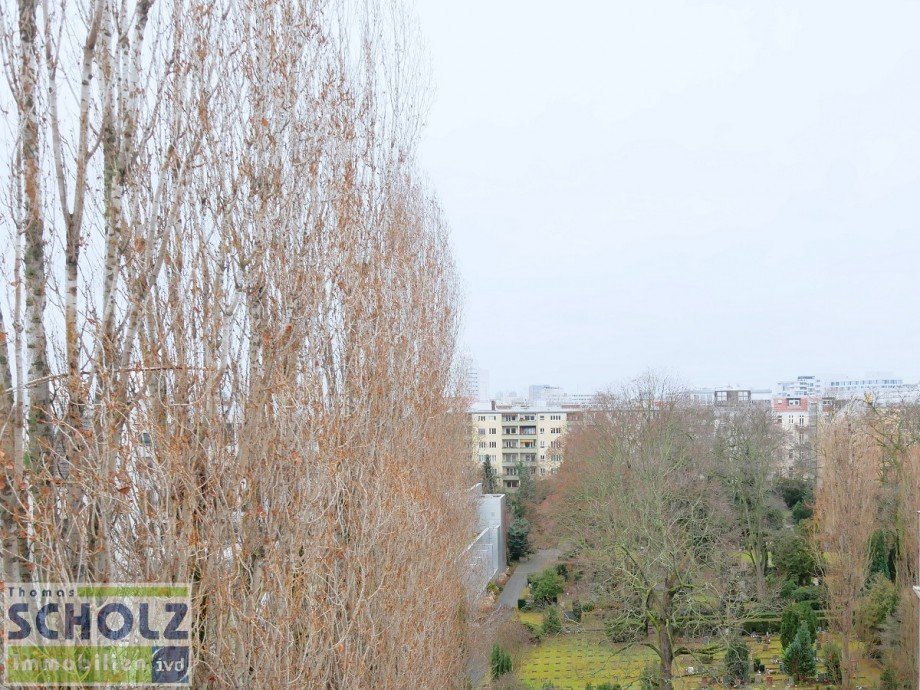 Freiblick Ostseite Dachgeschosswohnung Berlin