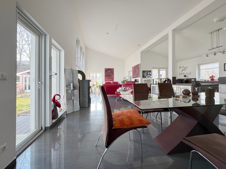 Wohnen/Essen Einfamilienhaus Gro�beeren