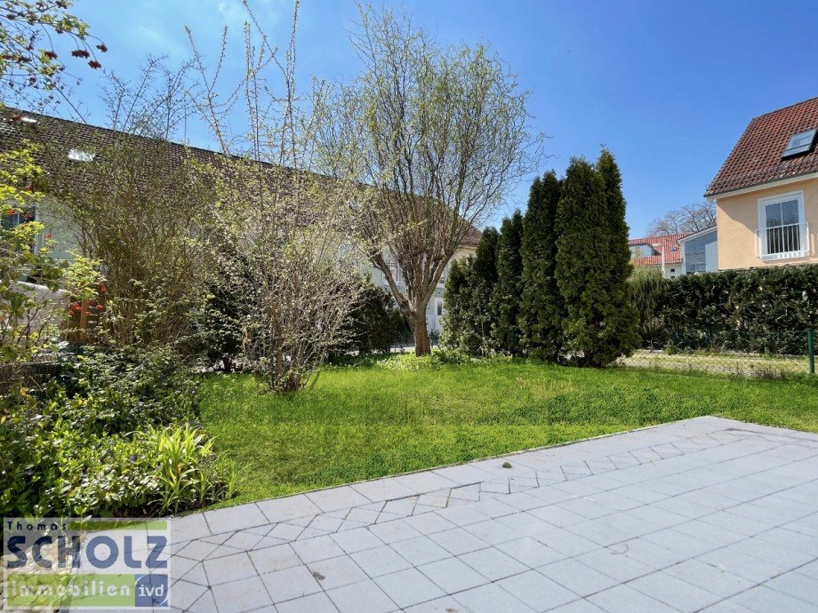 Garten Doppelhaush�lfte Gr�nheide (Mark)