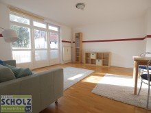 Wohnzimmer Steglitz - Tolle 2 Zi.-Whg. im Bestzustand - sonnig, ruhig, modernisiert