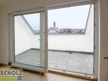 West-Terrasse City-Dachgeschoss - Sonnige Platzlage mit freiem Weitblick und West-Terrasse