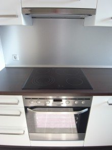 AEG Herd Sahnest�ck - 2 Zi. - modernisiert - Sonnenbalkon - AUFZUG - freier Gr�nblick