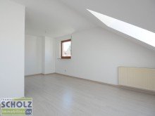 DG Zimmer Familienideale Doppelhaush�lfte drau�en im Gr�nen, aber doch ganz nah!