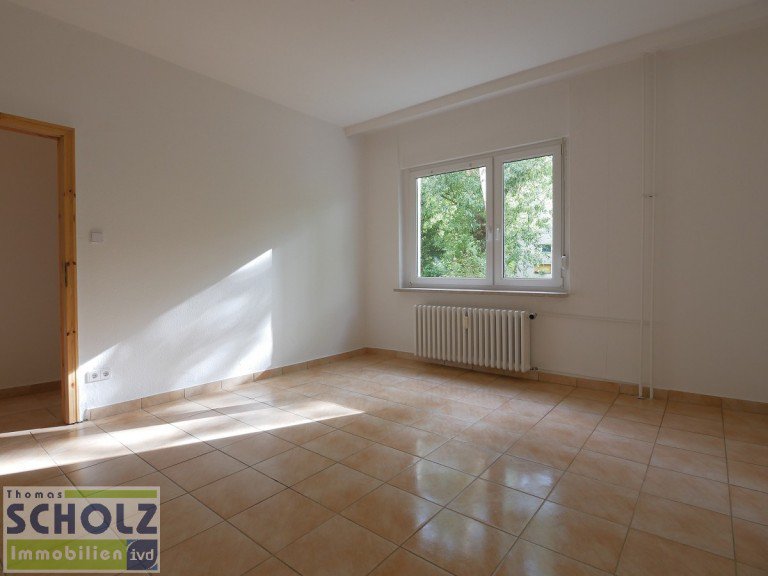 Schlafzimmer Berlin - Steglitz (Ortsteil) Etagenwohnung Lage! Ruhig wohnen und in 3 Fu�minuten in der Schlo�stra�e Steglitz - 3 Zi., 67m�, Balkon, Gr�nblick