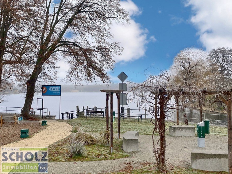 B�rgerpark Doppelhaush�lfte Gr�nheide (Mark)