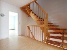 Flur 1.OG *TOP Preis* Gro�es Reihenmittelhaus in Gr�nheide - 5 Zi. - 150m� - renovierungsbed�rftig