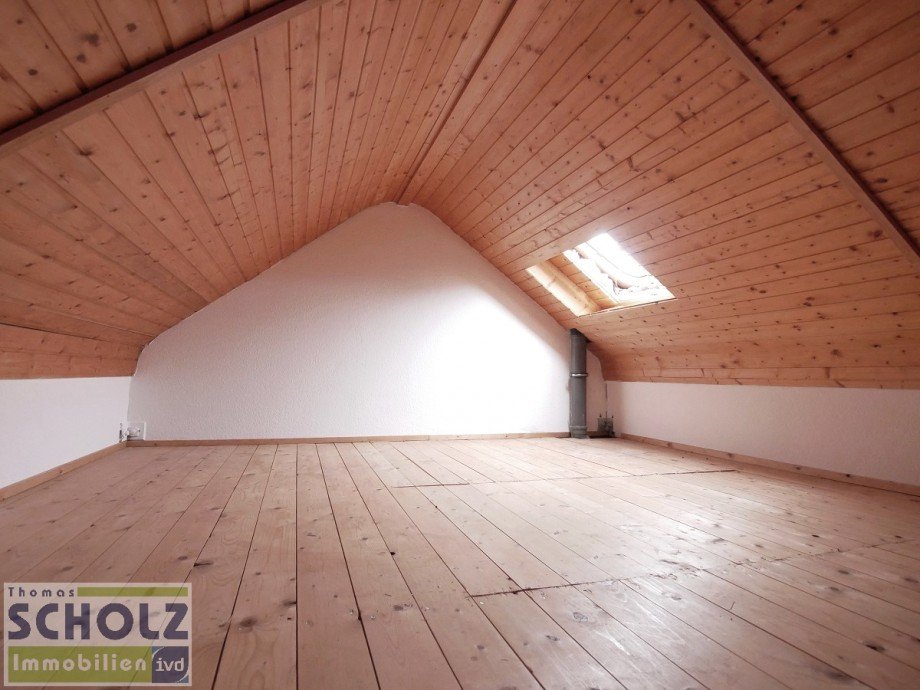 Spitzboden Doppelhaush�lfte Gr�nheide (Mark)