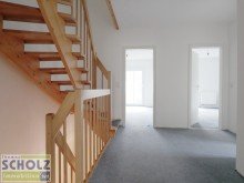 Flur 1.OG *Nur 2.500 EUR/qm* - Traum JETZT erf�llen - Tolle DHH in Gr�nheide - 6 Zi. - 160m� - frisch renoviert