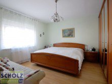 Schlafzimmer OG Top gepflegte Doppelhaush�lfte auf 342m� Sonnengrundst�ck, 5,5 Zi., Wintergarten, Hobbyraum, Garage