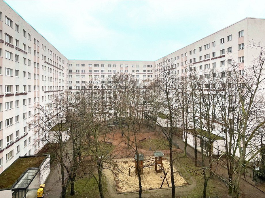 Gr�ner Innenhof Etagenwohnung Berlin