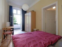 Schlafen Begehrtes Friedenau - Klein, fein, bald mein? 2 Zi.-Altbau, GH, Balkon, Gr�nblick