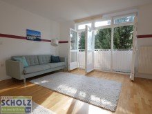 Wohnzimmer Steglitz - Tolle 2 Zi.-Whg. im Bestzustand - sonnig, ruhig, modernisiert