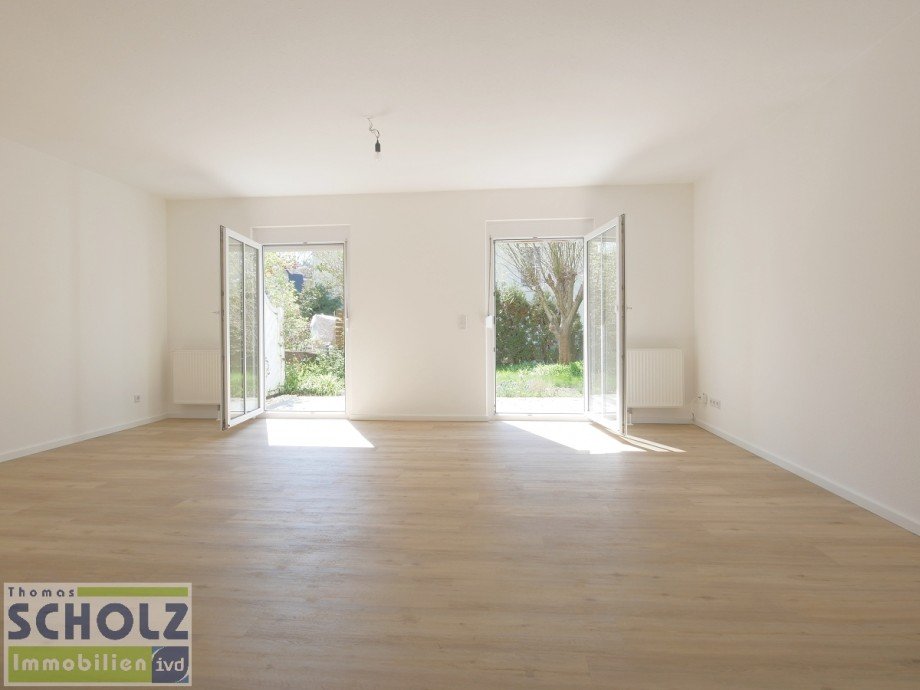 Wohnbereich EG Doppelhaush�lfte Gr�nheide (Mark)