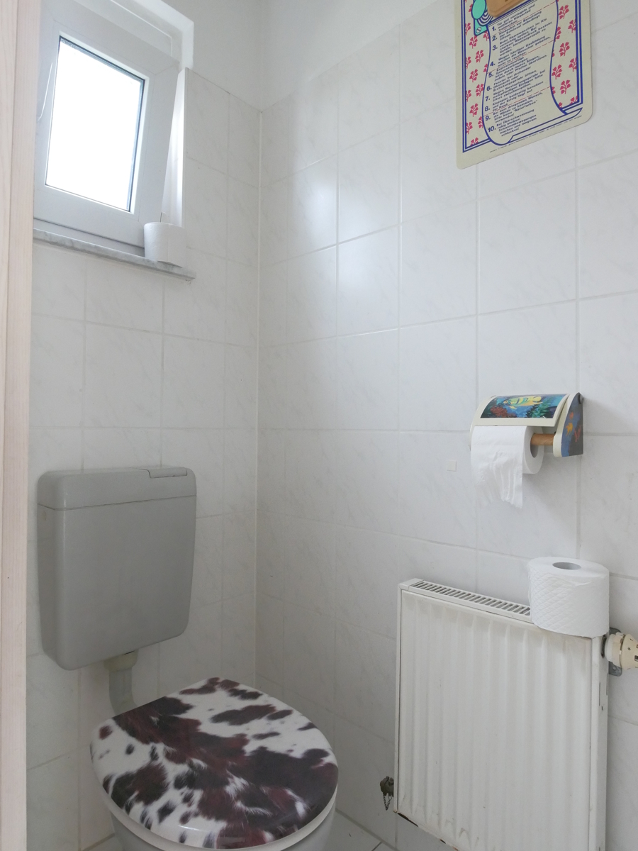 G�ste-WC Reihenmittelhaus Gr�nheide (Mark)