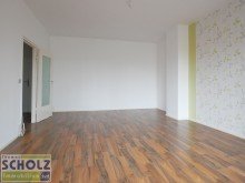 Zimmer Tegel zu - himmlische Ruh. Helle 1 Zi.-Whg. mit Sonnenbalkon, AUFZUG u. Stellplatz